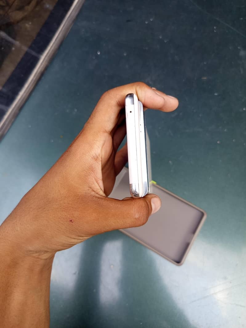 Google Pixel 6 Pro 4