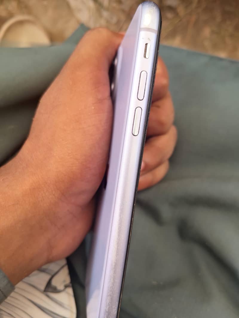 Apple iPhone 11 1