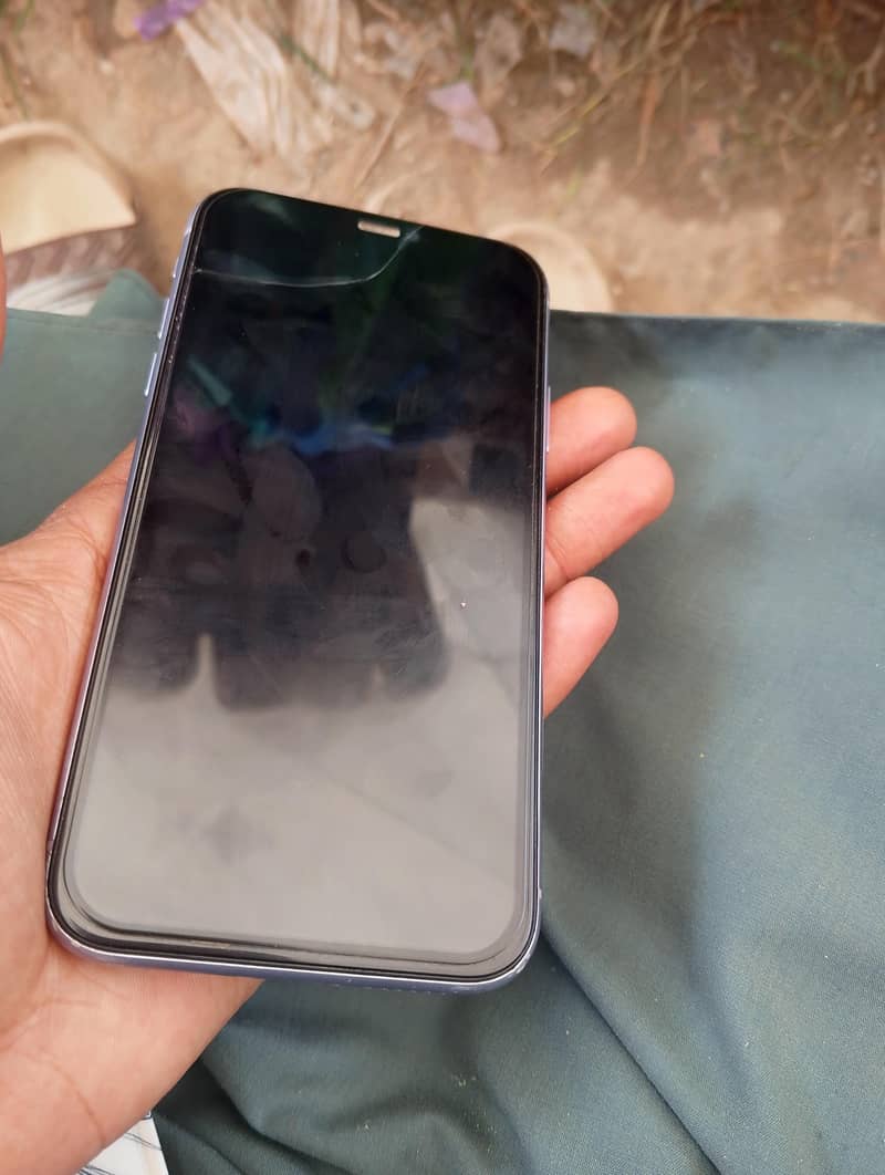 Apple iPhone 11 2