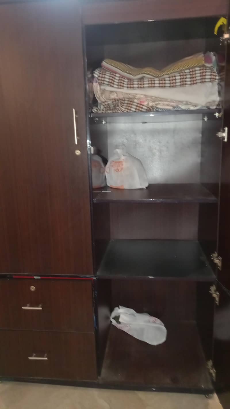 cupboard 1