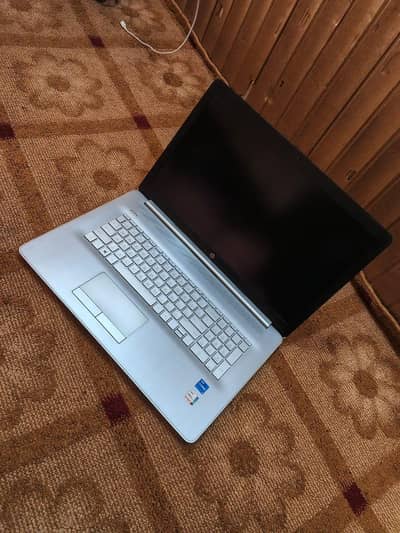 HP 17.3 Inch Laptop 11th Gen i5 8GB RAM 128GB SSD Like New