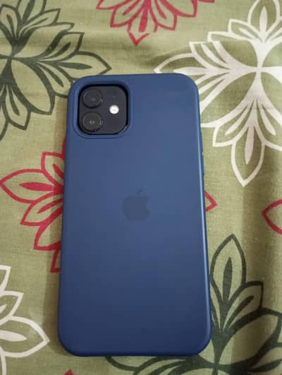Apple iPhone 12