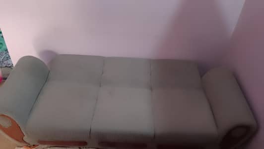 sofa combed