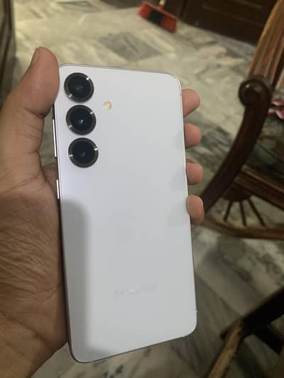 Samsung S25
