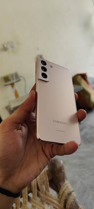Samsung Mobile S22