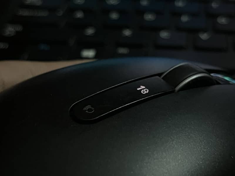 Dell Premier Wireless Mouse 5