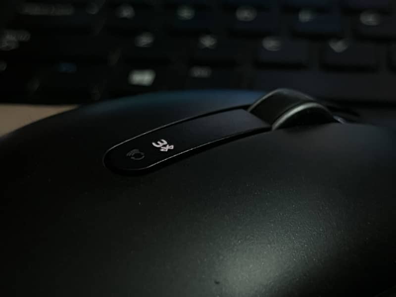 Dell Premier Wireless Mouse 7
