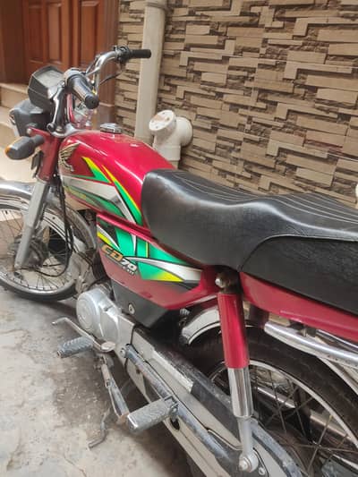 Honda 70 2022 Model Contact:0322-792-3700