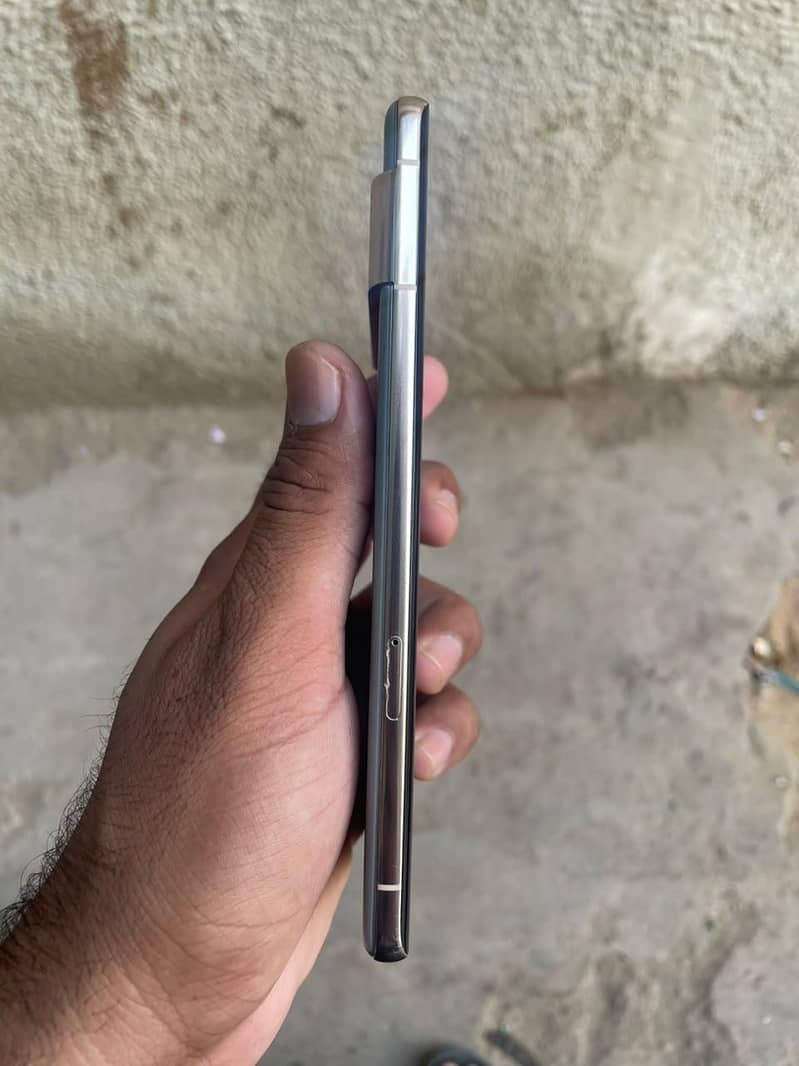 Google Pixel 7 Pro 2