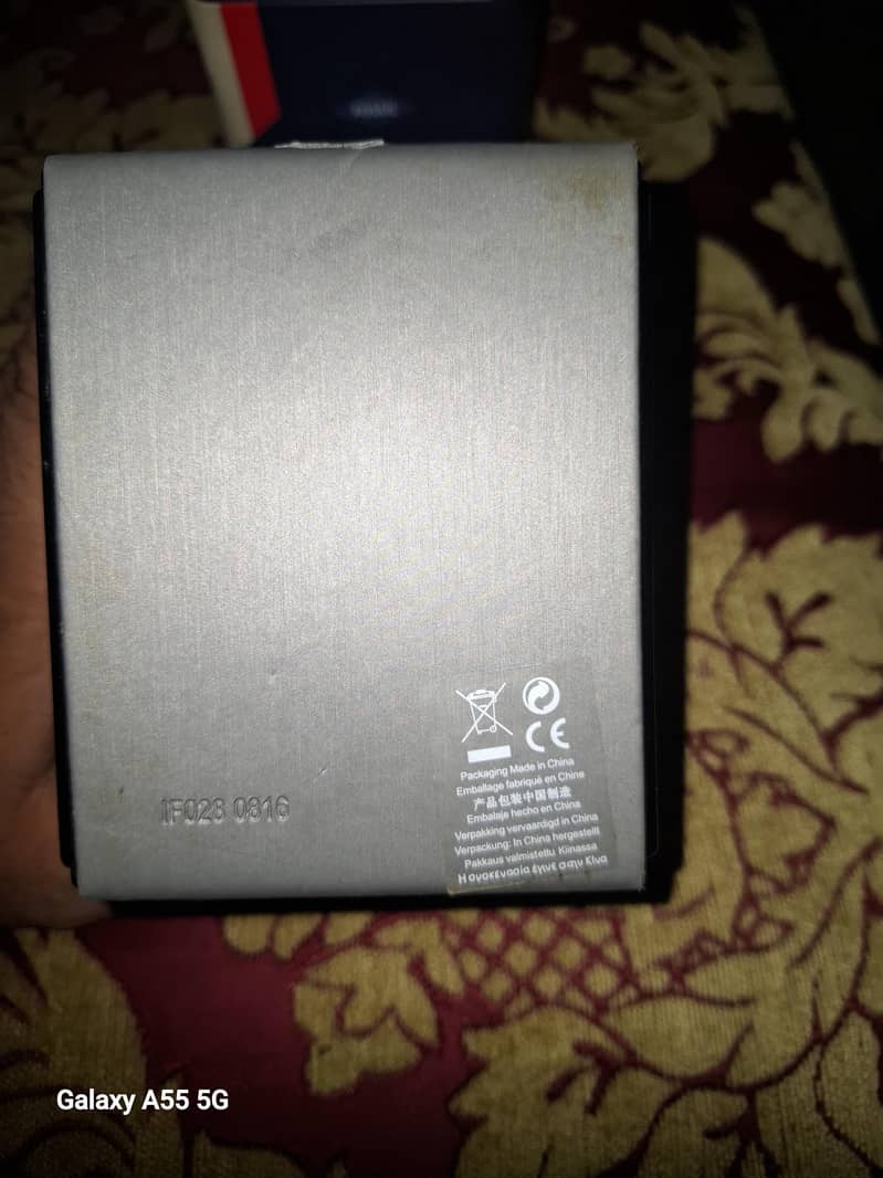 ARMANI 4