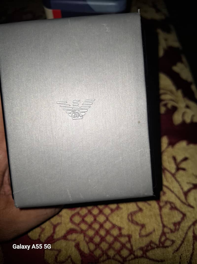 ARMANI 5