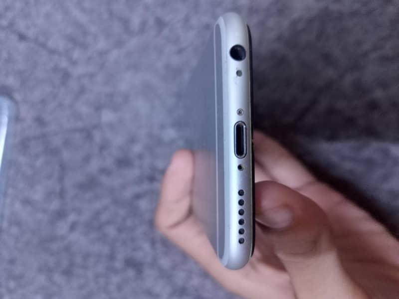 Apple iPhone 6 1