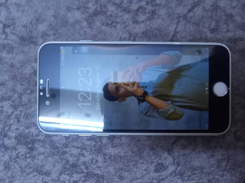 Apple iPhone 6 3