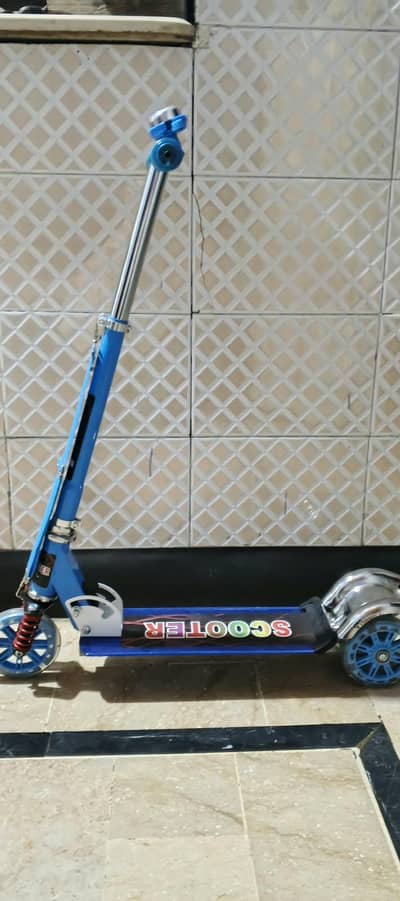 Kids scooty