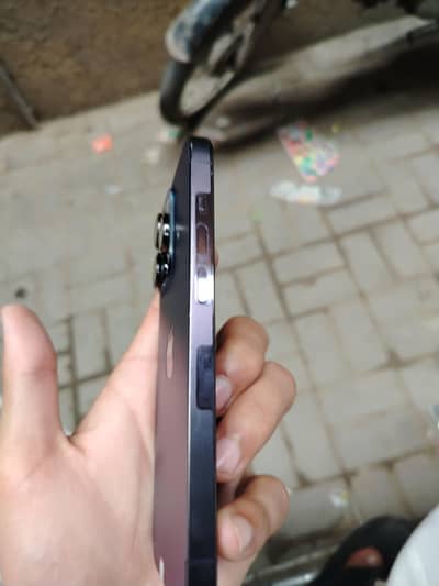 Apple iPhone 14 Pro