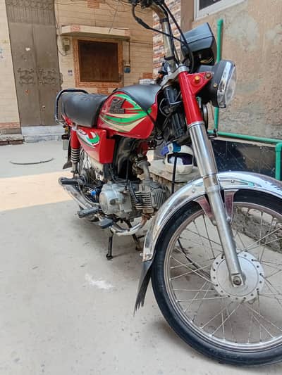 Road prince 70cc totally genuine Bike Lush condition