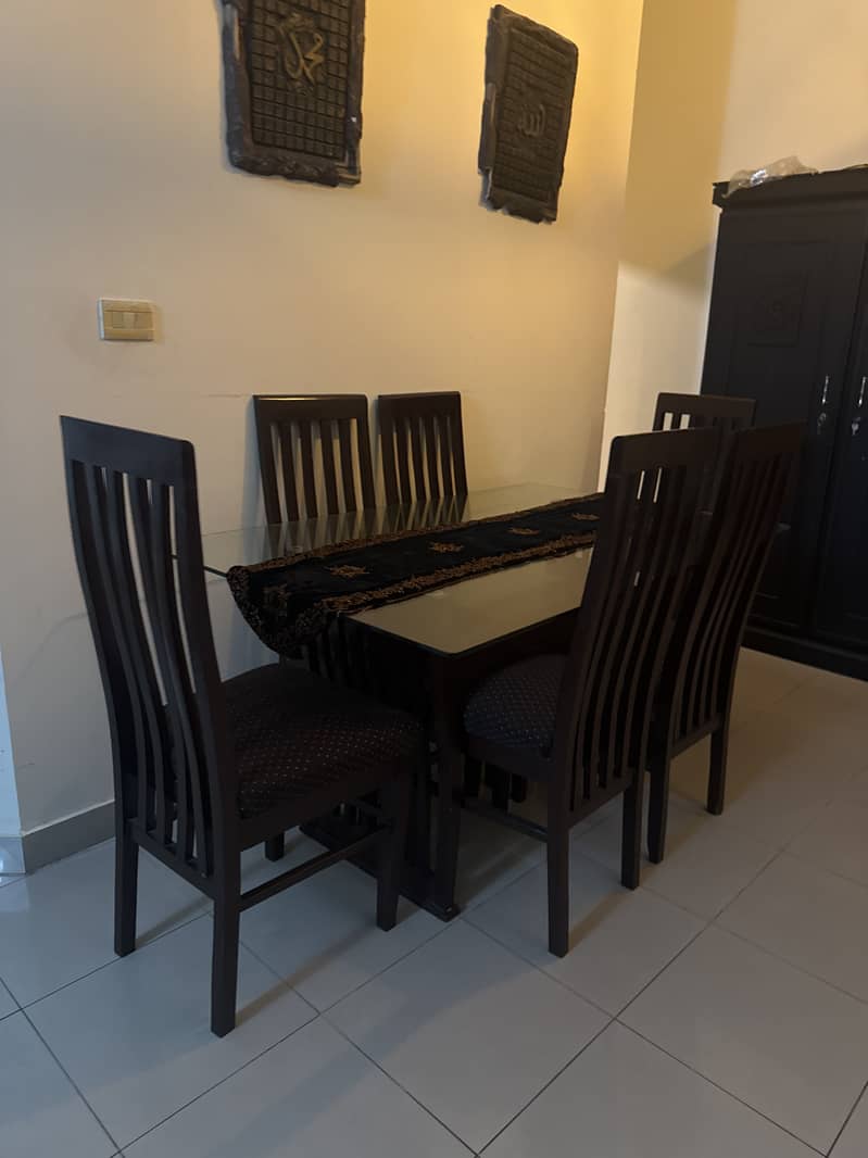 Dining 0