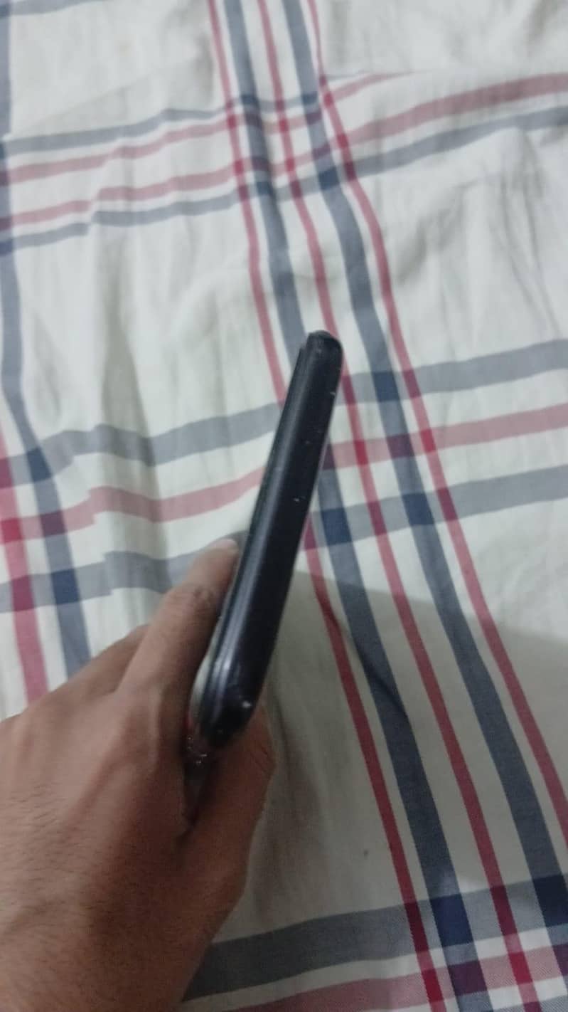 One Plus 6T 3