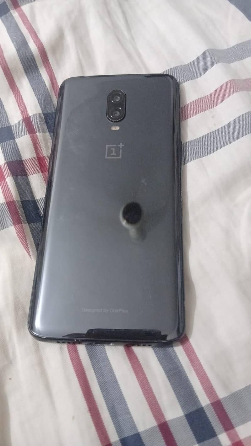 One Plus 6T 5