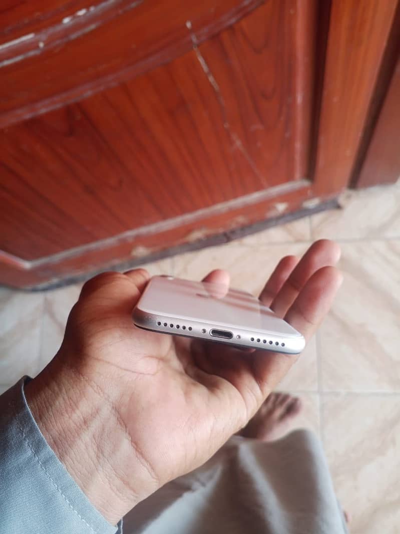 Apple iPhone SE 1