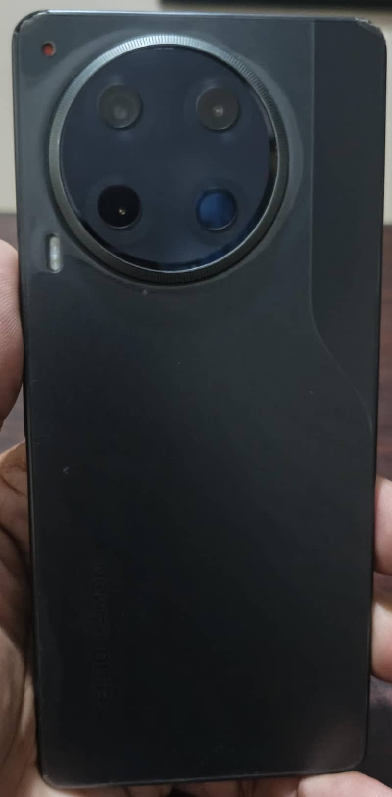 Tecno CAMON 30 1