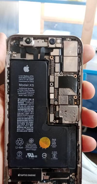 Apple iPhone XS