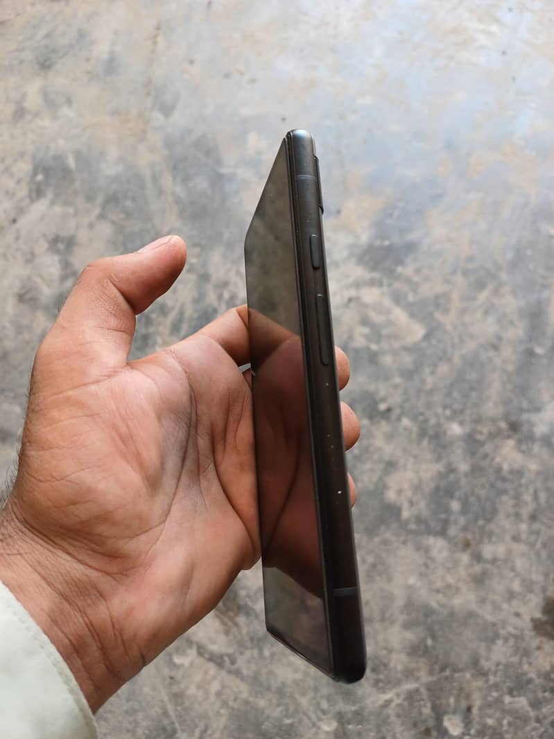 Google Pixel 6a 1