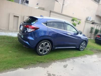 Honda Vezel 2016