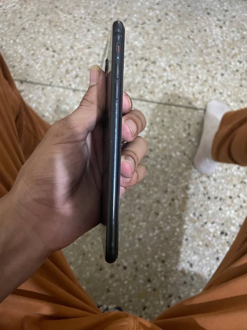 Apple iPhone 7 Plus 2