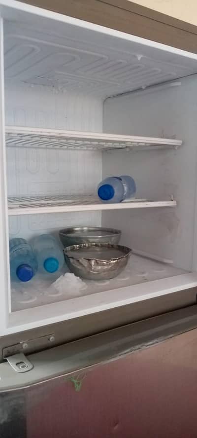 pel Refrigerator 3 year used warnty card available
