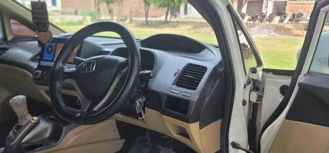 Honda Civic Oriel 2011