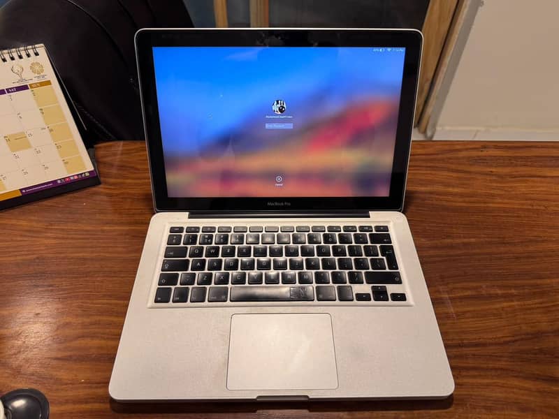 Apple MacBook pro 2011 2