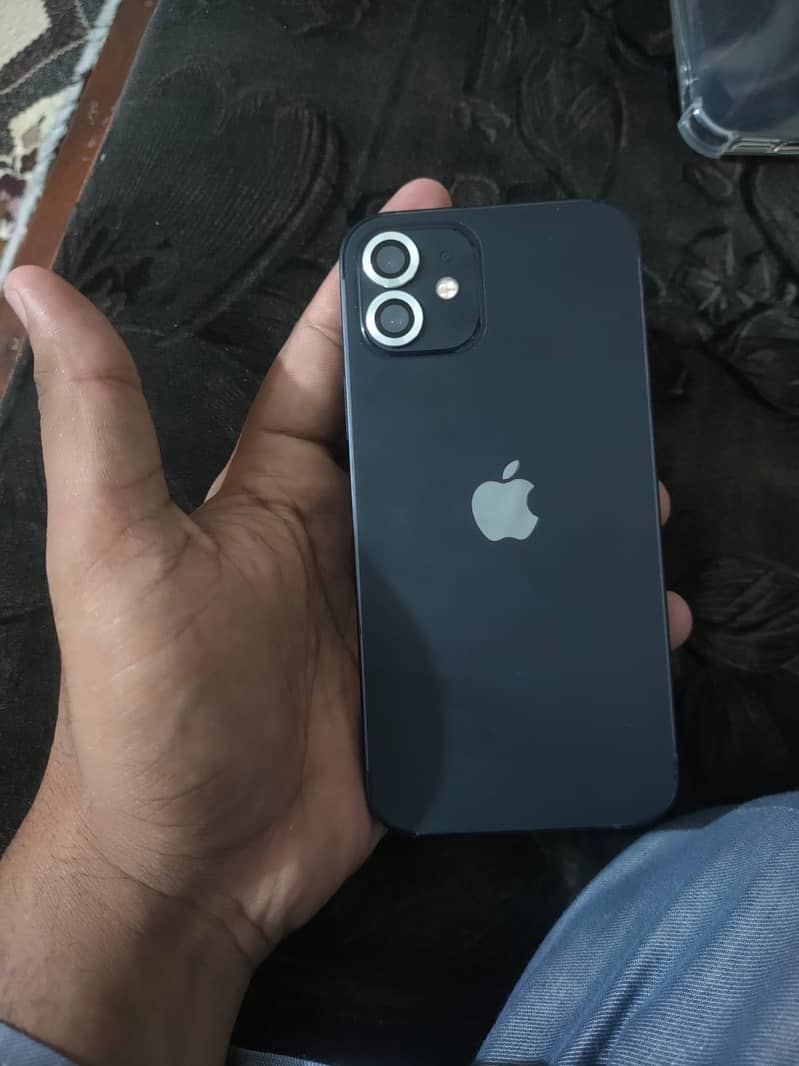 iPhone 12 2