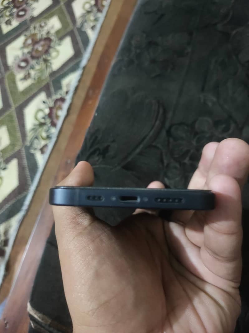 iPhone 12 5