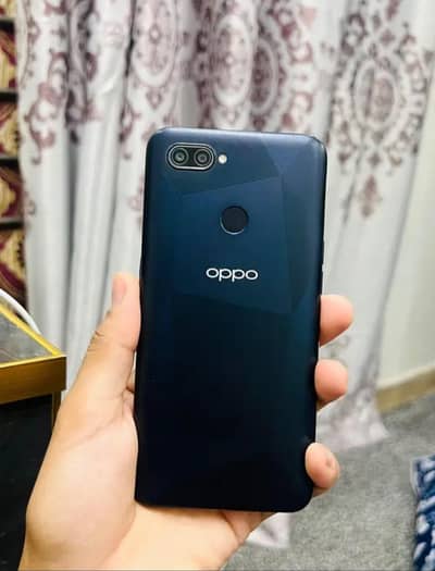 OPPO A12