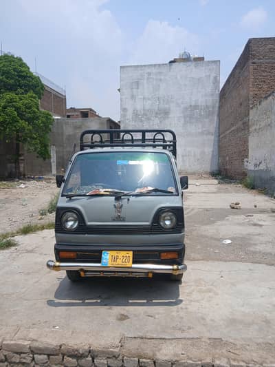 Suzuki Ravi 2010