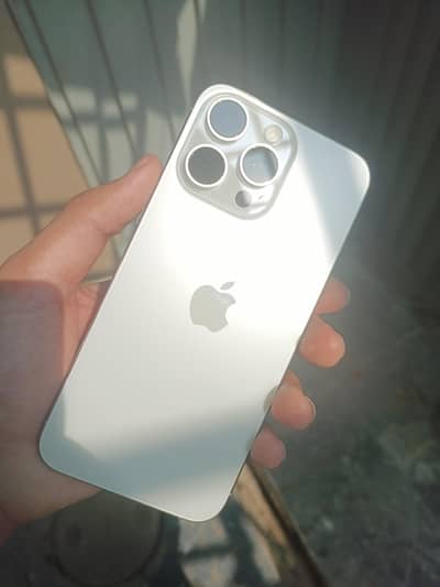 Apple iPhone 15 Pro Max