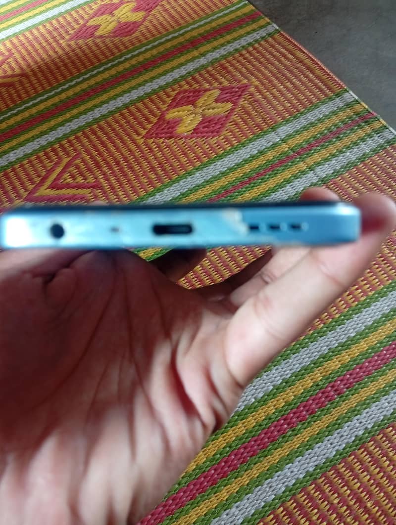 OPPO A18 1
