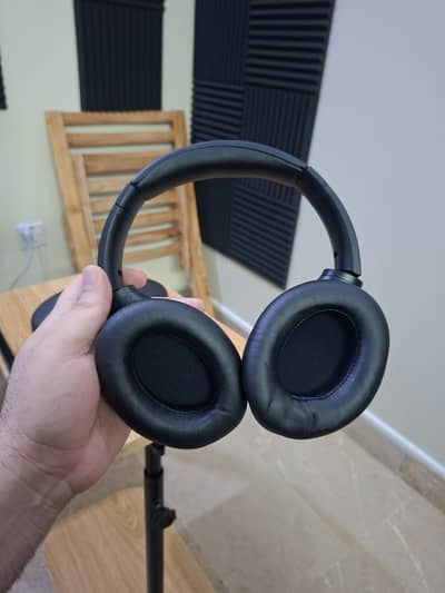 Soundpeats A6 Hybrid ANC Wireless Bluetooth Headphones