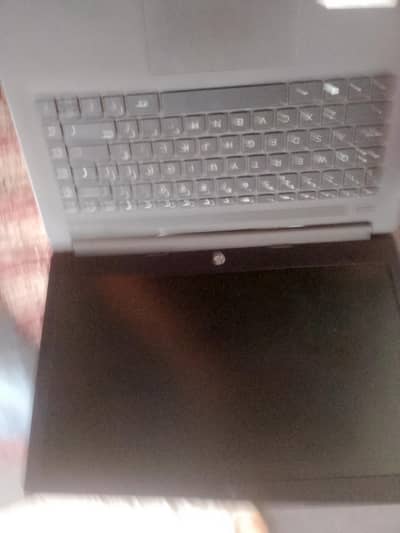 HP 240 G7 — Celeron N4020 — 4GB RAM — 128GB SSD