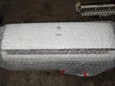 1 Ton Non-Inverter AC – Complete Set – Excellent Condition