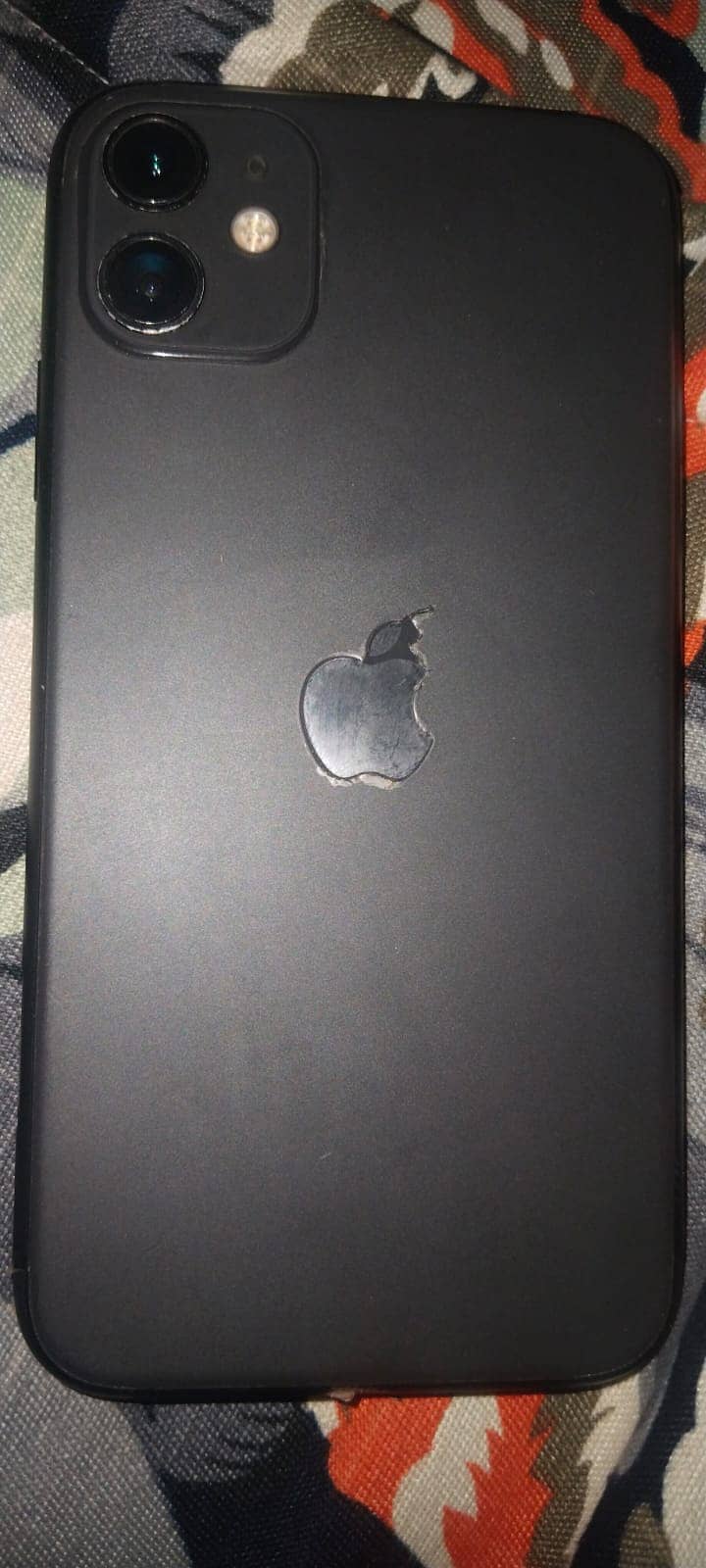 Apple iPhone 11 0