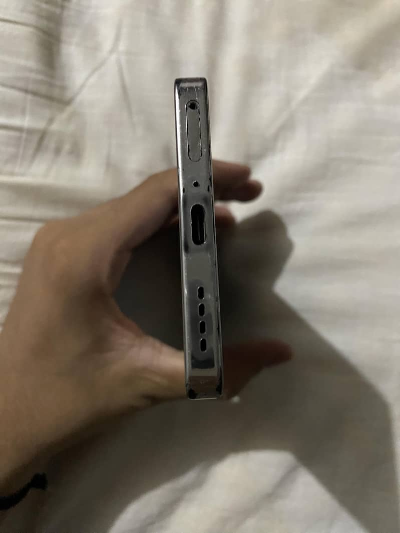 Infinix Note 40 4