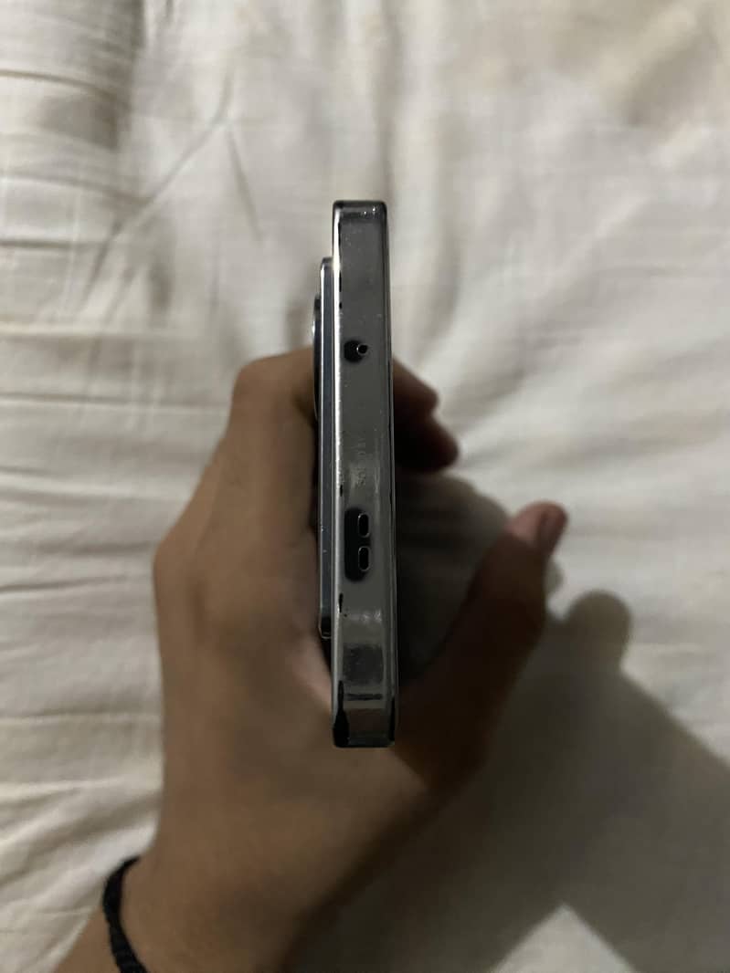 Infinix Note 40 6