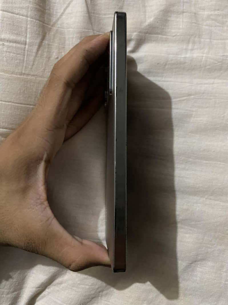 Infinix Note 40 7