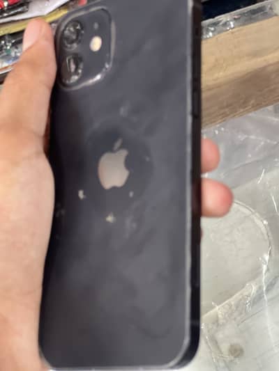 Apple iPhone 12
