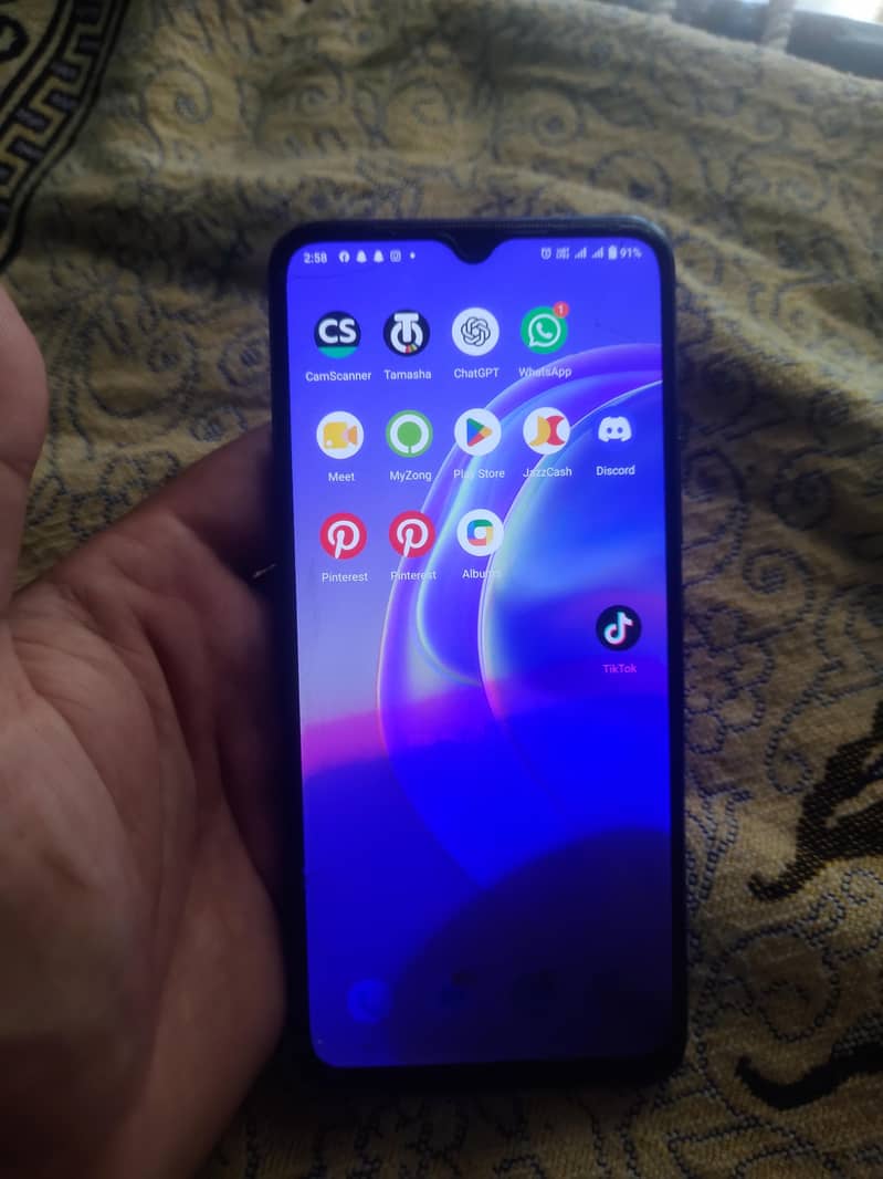 Vivo V21e 1