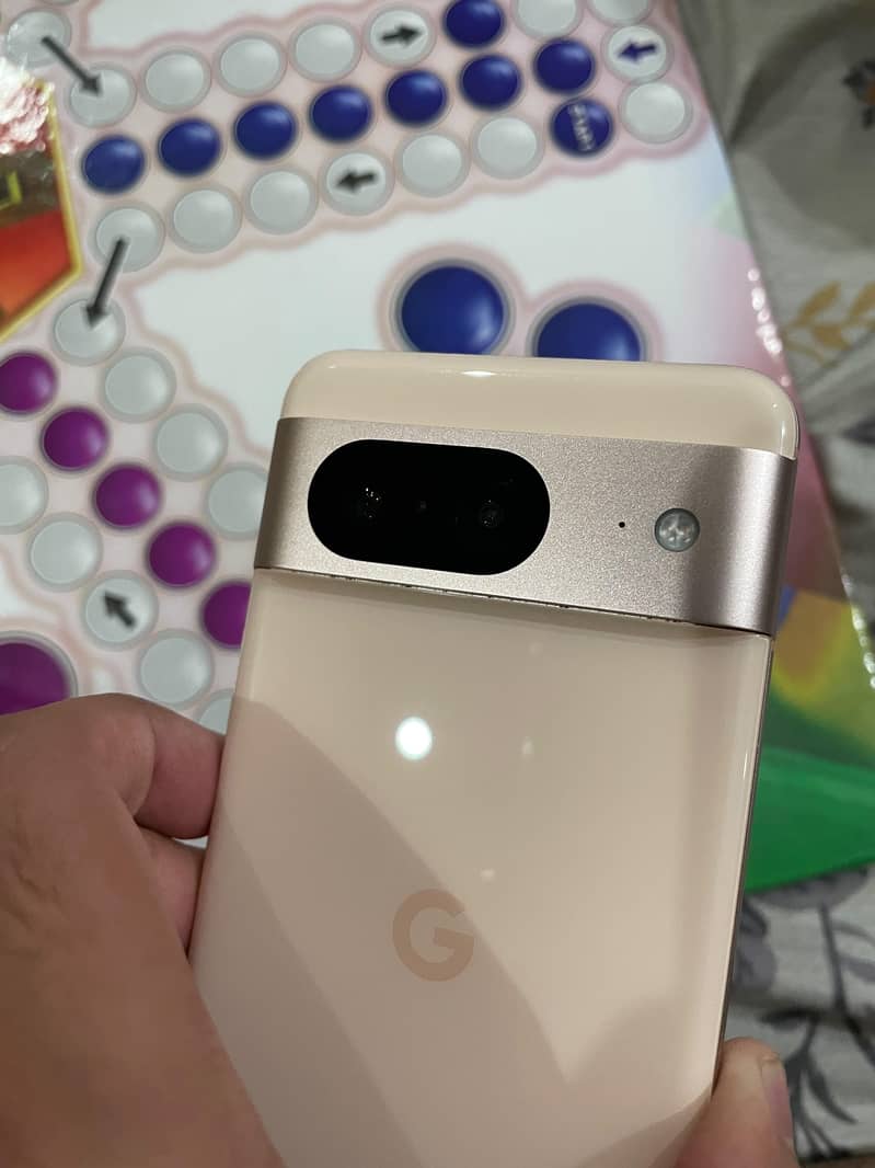 Google Pixel 8 6