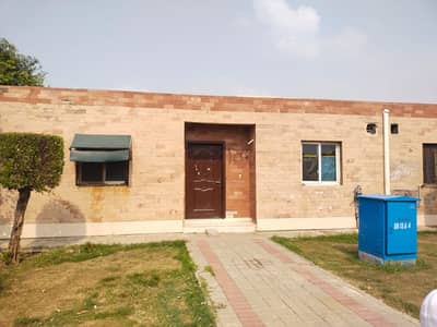 I SELL 5 MARLA SINGLE STOREY COTTAGE. BAHRIA ORCHARD LAHORE PHASE 1. LDA APPROVED AREA GAS INSTALLED. PRICE 95 LACS IS ALMOST FINAL A LITTLE BIT NEGOTIABLE WITH TOKEN