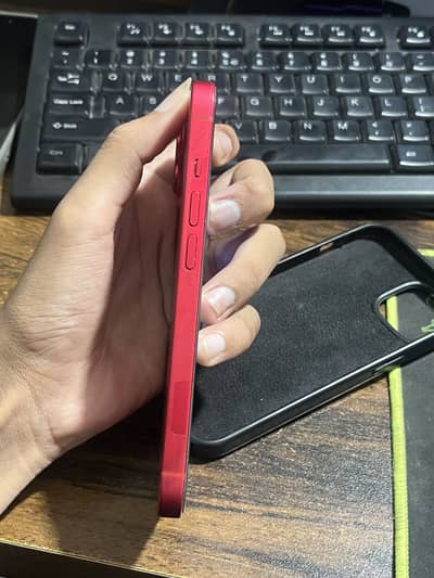 Apple iPhone 14